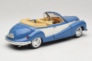 BMW 502 Cabriolet Blå Tchibo 1:18 45396 Metall — bild 3 av 8