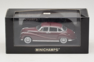 BMW 502 V8 Mörkröd Minichamps 1:43 430022402 Metall — bild 4 av 4