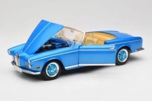 BMW 503 Cabriolet Riviera Blue Revell 1:18 08843 Metall — bild 2 av 9