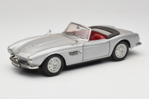 BMW 507 Cabriolet Silver Revell 1:18 8829 Metall