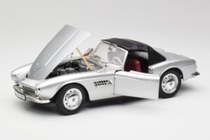 BMW 507 Silver Revell 1:18 9034 Metall — bild 2 av 8