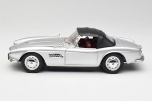 BMW 507 Silver Revell 1:18 9034 Metall — bild 4 av 8