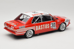 BMW 528i E28 #30 D. Quester / A. Hahne / E. Joosen 24 Hours of Spa Winner 1982 IXO 1:18 18RMC182A Metall — bild 2 av 6