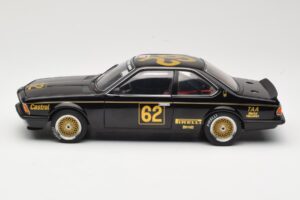 BMW 635 CSi E24 #62 J. Richards JPS Team BMW ATCC Winner 1985 AUTOart 1:18 88548 Metall — bild 4 av 8