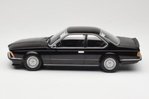BMW 635 CSi E24 Black Metallic Minichamps 1:18 155028104 Metall — bild 3 av 6