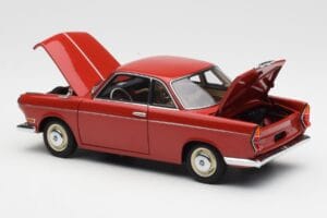 BMW 700 Sport Coupe Spanish Röd AUTOart 1:18 70652 Metall — bild 5 av 8