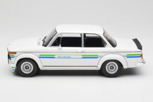 BMW Alpina 2002 E10 Turbo Vit MCG 1:18 MCG18409-R Metall — bild 3 av 6