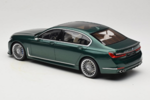 BMW Alpina B7 G12 Grön GT Spirit 1:18 GT942 Resin — bild 5 av 6