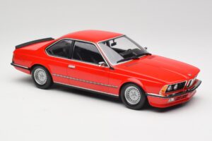 BMW 635 CSi E24 Röd Handlarausgåva Minichamps 1:18 80435B5D026 Metall — bild 4 av 6