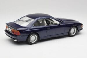 BMW E31 850i Mauritius Blå Maisto 1:18 438813100299 Metall — bild 3 av 8