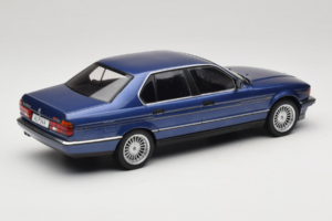BMW Alpina B11 E32 3.5 Metallic Blue MCG 1:18 MCG18232 Metall — bild 2 av 6