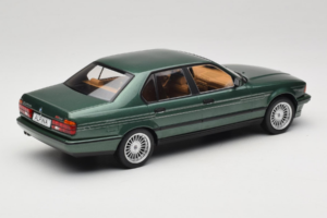 BMW Alpina B11 E32 3.5 Metallic Green MCG 1:18 MCG18233 Metall — bild 2 av 6