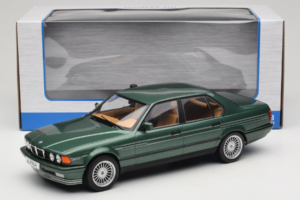 BMW Alpina B11 E32 3.5 Metallic Green MCG 1:18 MCG18233 Metall — bild 6 av 6