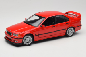BMW 318is E36 Hellrot UT Models 1:18 180024302-R1 Metall