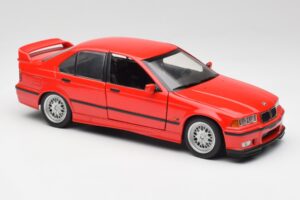 BMW 318is E36 Röd UT Models 1:18 180024302 Metall — bild 6 av 8