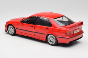 BMW 318is E36 Röd UT Models 1:18 180024302 Metall — bild 7 av 8