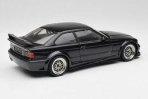 BMW E36 M3 GTR Street Cosmos Svart UT Models 1:18 20481 Metall — bild 3 av 8