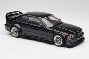 BMW E36 M3 GTR Street Cosmos Svart UT Models 1:18 20481 Metall — bild 7 av 8
