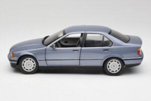 BMW 3-Series E36 Avus Blå UT Models 1:18 180023300 Metall — bild 4 av 8