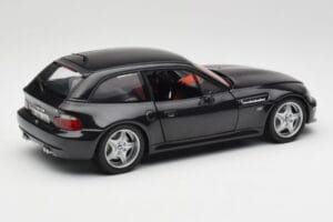 BMW Z3 E36 M Coupé Cosmos Svart UT Models 1:18 80439422193 Metall — bild 3 av 8