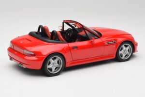 BMW Z3 E36 M Roadster Imola Röd UT Models 1:18 20411 Metall — bild 3 av 8