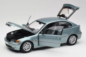 BMW 325Ti E46 Compact Ljusblå Metallic Kyosho 1:18 80430024439 Metall — bild 2 av 8
