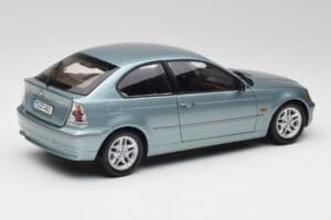 BMW 325Ti E46 Compact Ljusblå Metallic Kyosho 1:18 80430024439 Metall — bild 3 av 8