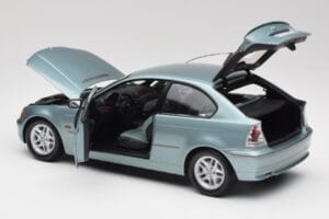 BMW 325Ti E46 Compact Ljusblå Metallic Kyosho 1:18 80430024439 Metall — bild 5 av 8
