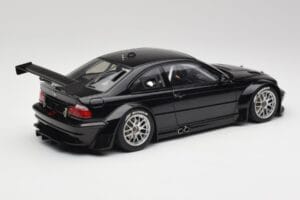 BMW M3 GTR E46 Plain Body Jet Svart AUTOart 1:18 80447 Metall — bild 2 av 6