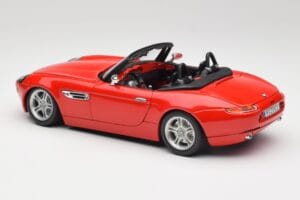BMW Z8 E52 Röd Bburago 1:18 Z8001 Metall — bild 7 av 8