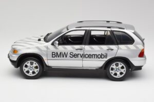 BMW X5 E53 3.0d Service Mobil Kyosho 1:18 80430305646 Metall — bild 4 av 8