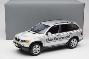 BMW X5 E53 3.0d Service Mobil Kyosho 1:18 80430305646 Metall — bild 8 av 8