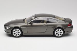 BMW 6 E63 Coupe Ljusbrons Kyosho 1:18 80430153283 Metall — bild 4 av 8
