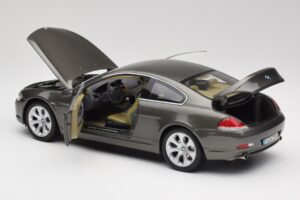 BMW 6 E63 Coupe Ljusbrons Kyosho 1:18 80430153283 Metall — bild 5 av 8