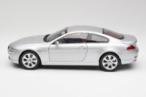BMW 645Ci E63 Silver Kyosho 1:18 80430153285 Metall — bild 4 av 8