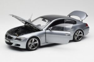 BMW M6 E63 Silver Grå Kyosho 1:18 08703GR Metall — bild 2 av 8