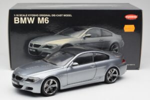 BMW M6 E63 Silver Grå Kyosho 1:18 08703GR Metall — bild 8 av 8