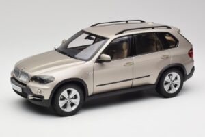 BMW X5 E70 4.8i Platinum Brons Metallic Kyosho 1:18 80430413413 Metall