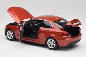 BMW 1 E82 Coupe Orange Kyosho 1:18 80430427064 Metall — bild 5 av 8