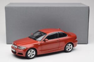 BMW 1 E82 Coupe Orange Kyosho 1:18 80430427064 Metall — bild 8 av 8