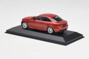 BMW 1M E82 Orange Minichamps 1:43 413020023 Metall — bild 3 av 5
