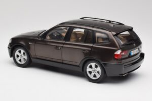 BMW X3 E83 3.0d Mörkbrun Metallic Kyosho 1:18 80430300736 Metall — bild 7 av 8