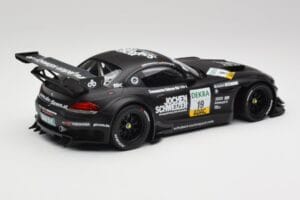 BMW Z4 E89 GT3 #19 Pixum C. Hurtgen / D. Baumann Spa 24 Hours Winner 2013 Minichamps 1:18 151132399 Metall — bild 2 av 6