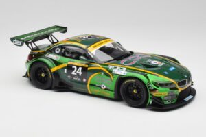 BMW Z4 E89 GT3 #24 Saudi Falcons K. Al Faisal / A. Binladen Dubai 24 Hours 2013 Minichamps 1:18 151132324 Metall — bild 4 av 6