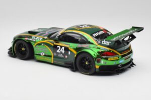 BMW Z4 E89 GT3 #24 Saudi Falcons K. Al Faisal / A. Binladen Dubai 24 Hours 2013 Minichamps 1:18 151132324 Metall — bild 5 av 6