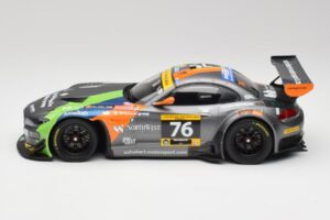 BMW Z4 E89 GT3 #76 Schubert Motorsport Dubai 24 Hours 2014 Minichamps 1:18 151142376 Metall — bild 3 av 6