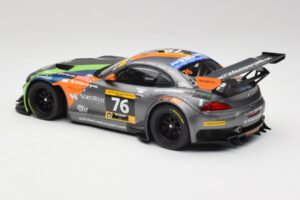 BMW Z4 E89 GT3 #76 Schubert Motorsport Dubai 24 Hours 2014 Minichamps 1:18 151142376 Metall — bild 5 av 6