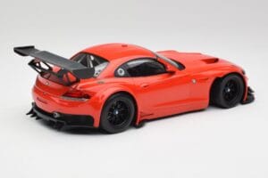 BMW Z4 E89 GT3 Röd Minichamps 1:18 151122300 Metall — bild 2 av 6