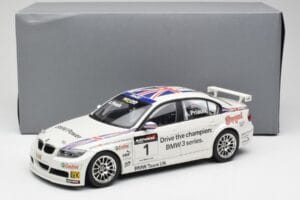 BMW E90 320si #1 A. Priaulx WTCC Champion 2006 Kyosho 1:18 80430429067 Metall — bild 8 av 8