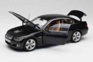 BMW 3 E92 Coupe Svart Kyosho 1:18 80430407222 Metall — bild 2 av 8